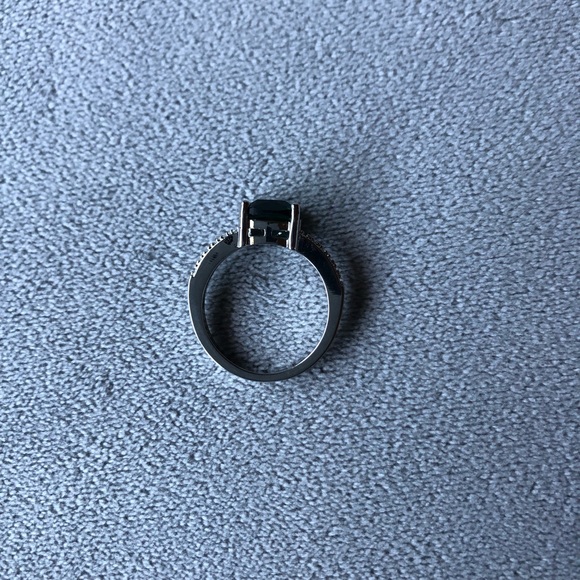 Emerald Colour Square Cut with Cubic Zirconia ~ Stainless Steel ~ Brand New - Picture 5 of 12